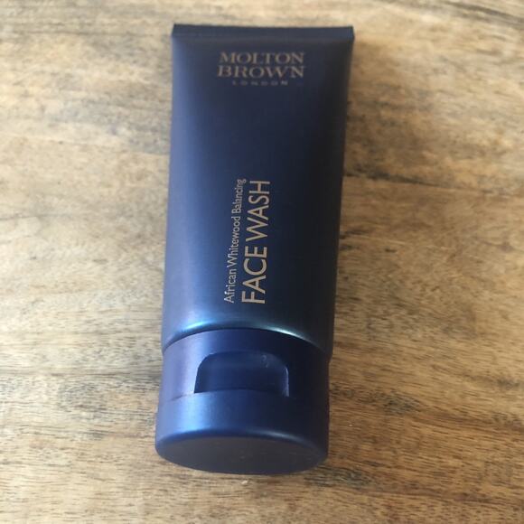 Molton Brown African Whitewood Balancing Face Wash 100mL - 3.3oz - Picture 6 of 6